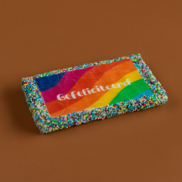 fudge gefeliciteerd hoera regenboog sprinkels cadeau verzenden